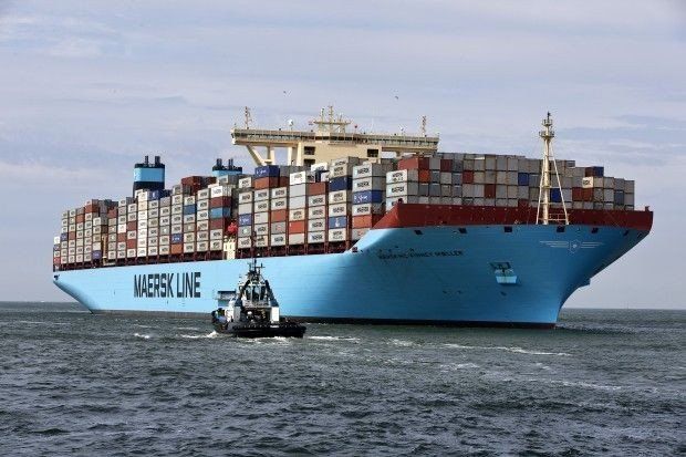 Container vessel transporting ocean freight